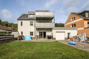 Investment gesucht? Umfassend saniertes 3-Familienhaus mit Garten, Balkonen, Garagen und Aufzug – Die vollständige Adresse der Immobilie erhältst du vom Anbieter., 53937 Schleiden – Vorschaubild 6