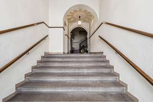 Charmante 2-Zimmer-Maisonettewohnung mit Altbauflair und ruhiger Lage in der Maxvorstadt – Die vollständige Adresse der Immobilie erhältst du vom Anbieter., 80335 St. Benno, München – Vorschaubild 3