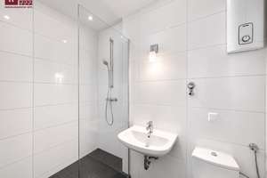Modernisiertes 1-Zimmer-Apartment mit Loggia, Tiefgarage und gutem Preis-Leistungs-Verhältnis – Die vollständige Adresse der Immobilie erhältst du vom Anbieter., 63069 Vorderwald-Rosenhöhe, Offenbach am Main – Vorschaubild 3