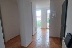 +++ 4 Zimmer Maisonette Wohnung mit Balkon und Stellplatz +++ – Schlachthofstraße 17, 8058 Pölbitz, Zwickau – Vorschaubild 4