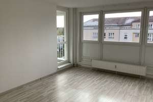Ihre neue Wohnung: endlich gefunden !! – Clara-Schumann-Straße 21, 14480 Kirchsteigfeld, Potsdam – Vorschaubild 2