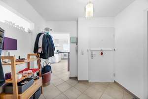 Charmante DG-Wohnung mit Südterrasse, Garten und TG zum sofortigen Bezug – Die vollständige Adresse der Immobilie erhältst du vom Anbieter., 81677 Josephsburg, München – Vorschaubild 7