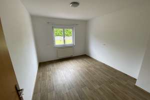Großes EFH bzw. MFH in Obermohr  326m2, 9 Schlafzimmer oder 4 WE – Im Woogfeld 18, 66879 Steinwenden – Vorschaubild 9