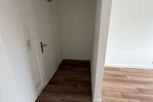 Moderne 2- Zimmer Dachgeschosswohnung nach DG-Ausbau *nur schriftl. Anfragen* – Iltisstrasse 5, 24143 Gaarden-Ost, Kiel – Vorschaubild 11