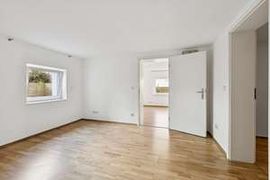 IHR RAUMWUNDER IN SEENÄHE 3-4 Zimmer + 3 Gästeräume + Wellness + Aufstockungsgenehmigung – Die vollständige Adresse der Immobilie erhältst du vom Anbieter., 13507 Tegel, Berlin – Vorschaubild 5