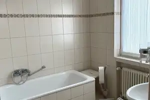Reserviert - Einfamilienhaus mit Garage in der Krummhörn-Pewsum
Sackgassenendlage und Blick über d – Aurich (Kreis) – Vorschaubild 13