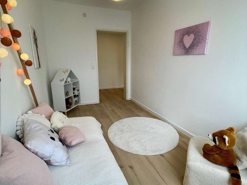 Großzügiges Kinderzimmer