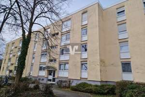 Wohnung mit viel Potenzial:
Gut geschnittene 4-ZKB-ETW in MA-Vogelstang!