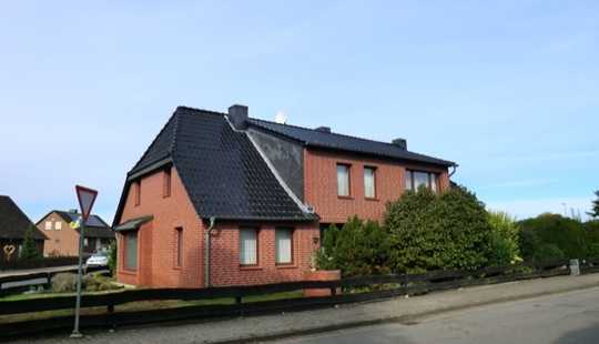 Bild von Großes Einfamilienhaus mit ELW und Wohnungsanbau für Handwerker