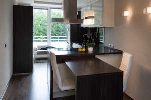 Lichtdurchflutete 3,5-Zimmer-Wohnung mit zwei Balkonen, Aufzug und Grünblick in Bochum-Steinkuhl – Markstraße 97, 44801 Querenburg, Bochum – Vorschaubild 7