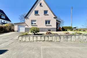 **Schönes Einfamilienhaus mit großem Garten in attraktiver Lage von Gebhardshain** – Altenkirchen (Westerwald) (Kreis) – Vorschaubild 4