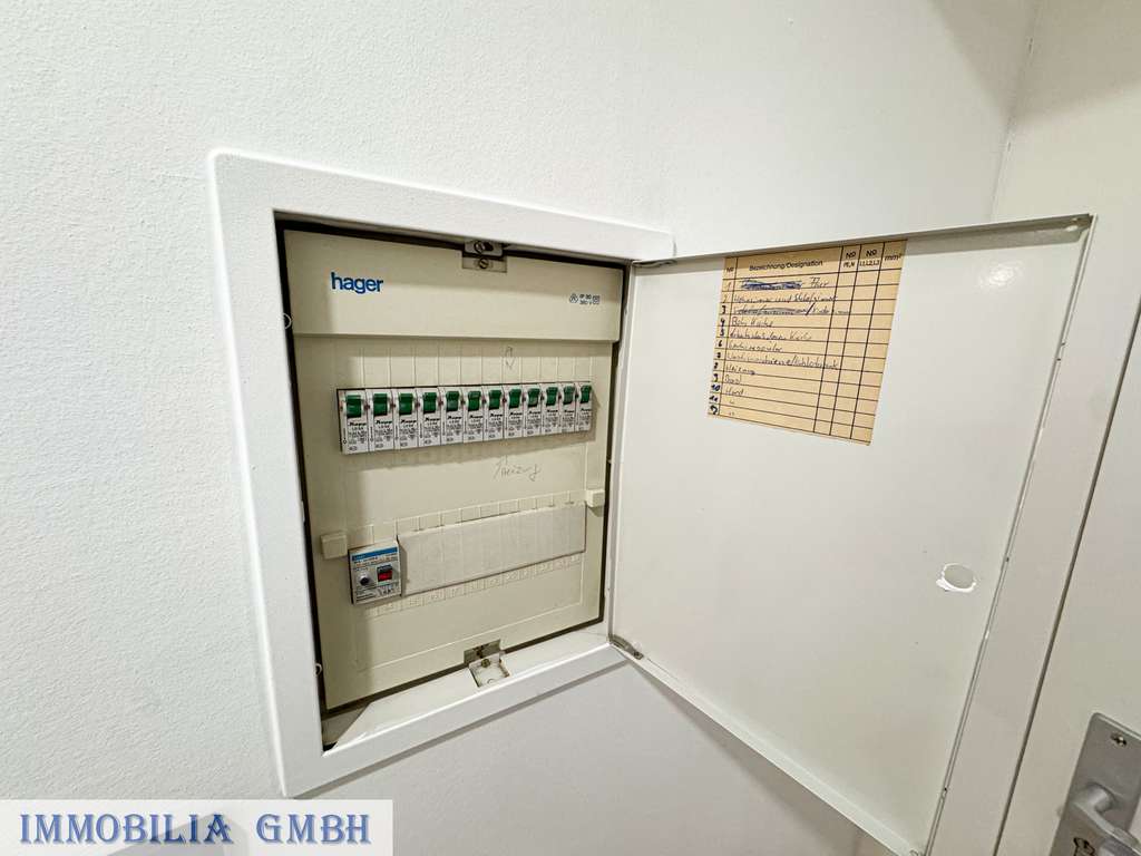 Immobilie in Zweibrücken - FRISCH SANIERT - Direkt bezugsbereite 4-ZKB Eigentumswohnung im 2.OG in 66482 Zweibrücken - Bild 2