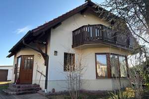 * Einfamilienhaus * 5 Zimmer * gepflegtes Grundstück * – Die vollständige Adresse der Immobilie erhältst du vom Anbieter., 4425 Taucha – Vorschaubild 1