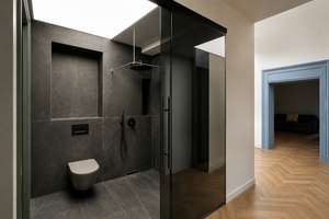 Designwohnung im
denkmalgeschützten Haus
Rheinpark – 40474 Golzheim, Düsseldorf – Vorschaubild 8