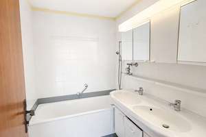 Viel Platz, viel Licht, viel Potenzial – 3 Zimmer mit Südbalkon in Aubing – 81243 Aubing-Süd, München – Vorschaubild 11