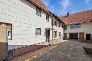 Butzbach-Griedel: Große Hofreite mit 182 m² Wohnfläche und 809 m² Grundstück zur Sanierung – Die vollständige Adresse der Immobilie erhältst du vom Anbieter., 35510 Butzbach – Vorschaubild 3