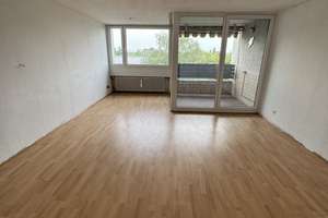 Leerstehendes 1-Zimmer-Apartment mit Balkon und Aufzug – ideale Kapitalanlage oder Eigenheim – Kamper Weg 333, 40627 Vennhausen, Düsseldorf – Vorschaubild 4