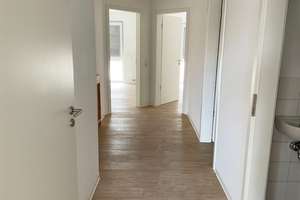 Wohnen auf 2 Ebenen° 5 Zimmer-Maisonette + Balkon, modernes Bad mit Wanne und Dusche, Gäste-WC – 33604 Mitte, Bielefeld – Vorschaubild 11