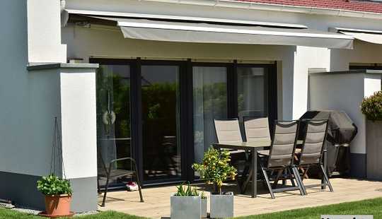 Bild von Ein Haus zum Ankommen - Reihenmittelhaus mit Wintergarten und Herz