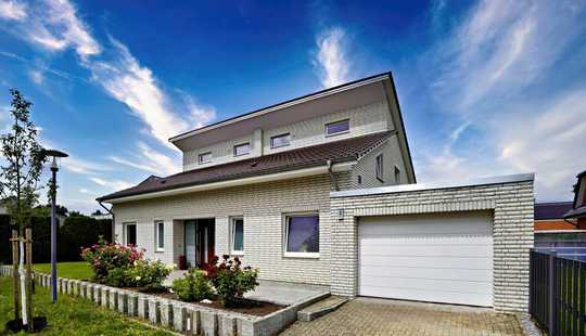 Bild von Provisionsfrei - Topmodernes und exklusives Einfamilienhaus in ruhiger Lage von Celle