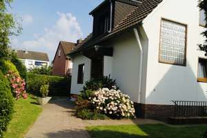 Einfamilienhaus mit Garten in ruhiger Lage in Porz-Urbach