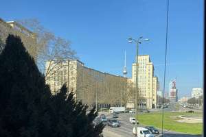 Wohnen im Kulturdenkmal: Renovierungsbedürftige Wohnung | 3 große Zi | 91 m²