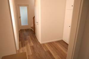 GenießerDesign, Lage, Ruhe, Garten:5min:UKA, 1min:B17, Balkon, 2Bäder+WC, Garage, EBK, Wallbox-ready – Die vollständige Adresse der Immobilie erhältst du vom Anbieter., 86156 Kriegshaber, Augsburg – Vorschaubild 13