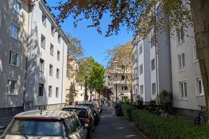 Provisions- und bezugsfrei: Attraktive 3-Zimmerwohnung mit Balkon in Bestlage von Nippes 