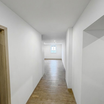 Modernes Wohnen auf höchstem Niveau – kernsanierte 2-Zimmer-Wohnung