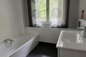Beenden Sie Ihre Wohnungssuche mit dieser  Traumwohnung – Die vollständige Adresse der Immobilie erhältst du vom Anbieter., 22539 Volksdorf, Hamburg – Vorschaubild 14