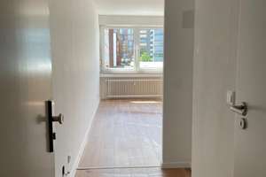 Charmantes Studio-Apartment in zentraler Lage in Köln abzugeben – Melatengürtel 23, 50933 Braunsfeld, Köln – Vorschaubild 1