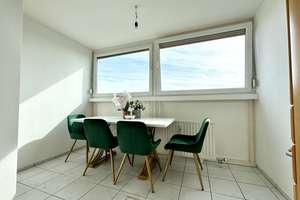 HELLE GERÄUMIGE 3 ZKB MIT HERRLICHEM WEITBLICK ÜBER AUGSBURG! ZUM SELBSTBEZUG ODER ZUR KAPITALANLAGE – Die vollständige Adresse der Immobilie erhältst du vom Anbieter., 86167 Lechhausen-Ost, Augsburg – Vorschaubild 9