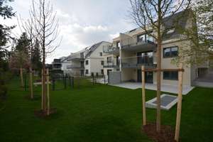 Hochwertige 5 Zimmer Erdgeschosswohnung mit großer Terrasse und Privatgarten zu vermieten – Würmtalstraße 89, 81375 Großhadern, München – Vorschaubild 2