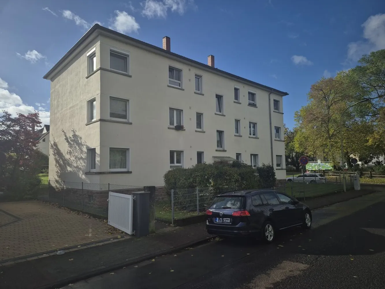 Renovierungsbedürftige 2-Zimmer-Wohnung in zentraler Lage von Bad Vilbel, Wetteraukreis – Bild 1