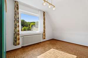 Großzügiges Zweifamilienhaus mit großem Grundstück, zwei Garagen und Blick auf die Burg Rode – Die vollständige Adresse der Immobilie erhältst du vom Anbieter., 52134 Herzogenrath – Vorschaubild 21