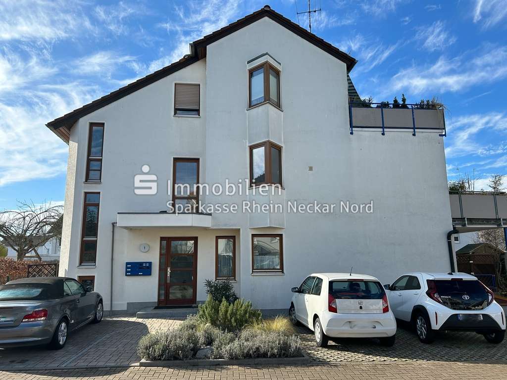 Immobilie in Ladenburg - Exklusives Dachgeschoss-Refugium mit Dachterrasse - Bild 1