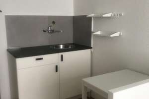 Zweitbezug nach Sanierung, Single Appartement komplett möbliert – Schützenstrasse 36, 56068 Süd, Koblenz – Vorschaubild 4