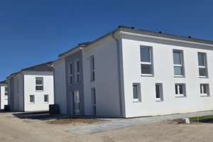 **Fertiggestellter NEUBAU: Exklusives Niedrigenergie (KFW40)-Doppelhaus in Top-Lage.*Süd Garten ** – An den Lehmöfen 18, 31139 Sorsum, Hildesheim – Vorschaubild 1