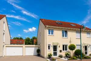 EFH mit 6 Zimmern, 2 Bädern, Fb-Hzg, EEK D & Weißer Wanne nahe der Sechs-Seen-Platte in DU-Buchholz – Die vollständige Adresse der Immobilie erhältst du vom Anbieter., 47249 Buchholz, Duisburg – Vorschaubild 2