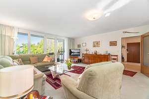 Außergewöhnliche Maisonette-Wohnung mit Balkon und Dachterrasse!  – Die vollständige Adresse der Immobilie erhältst du vom Anbieter., 81925 Oberföhring, München – Vorschaubild 9