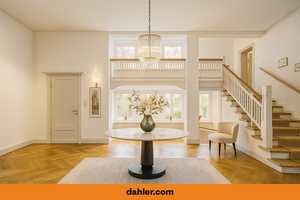 Prachtvolle Villa im Dornröschenschlaf in Bestlage nahe Mexikoplatz – Berlin – Vorschaubild 1