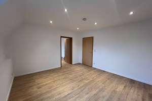 Charmante 2-Zimmer-Wohnung mit Top-Anbindung in Stuttgart-Wangen – Die vollständige Adresse der Immobilie erhältst du vom Anbieter., 70327 Wangen, Stuttgart – Vorschaubild 1