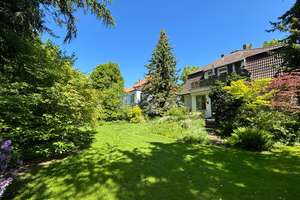 Großes Grundstück mit Schlachtensee-Villa zur eigenen Umgestaltung direkt von den Eigentümern