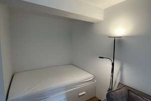 Stilvolles Wohnen: Erstbezug nach Eigentümerwechsel in voll möblierter 1-Zimmer-Wohnung – Friedrich-Ebert-Damm 93B, 22047 Wandsbek (Ortsteil), Hamburg – Vorschaubild 2