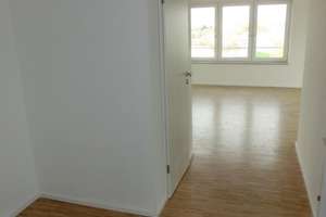 Moderne 3 Zimmer-Penthouse-Wohnung mit 89 m² Wfl., EBK, TG-Stellplatz in HN-Sontheim – Die vollständige Adresse der Immobilie erhältst du vom Anbieter., 74081 Sontheim, Heilbronn – Vorschaubild 2