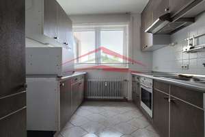 Großzügige 3-Zimmer-Wohnung mit überdachtem Balkon, zwei Bädern und TG-Stellplatz in Aalen – Die vollständige Adresse der Immobilie erhältst du vom Anbieter., 73431 östliche Bahnlinie, Aalen – Vorschaubild 6