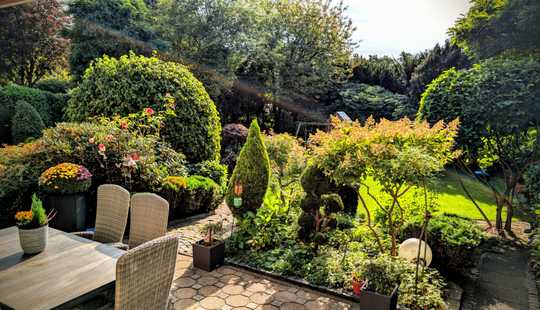 Bild von *Provisionfrei*  Großzügiges Zuhause mit Wellness & Traumgarten in Bremen-Oberneuland