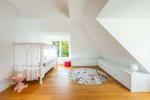 Luxuriöse Familienresidenz mit Lift, Tiefgarage, Fitnessbereich und Wärmepumpe – Die vollständige Adresse der Immobilie erhältst du vom Anbieter., 81925 Oberföhring, München – Vorschaubild 12