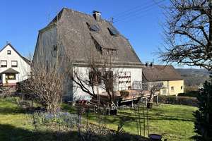 Wissen, gemütliches Einfamilienhaus mit großem Grundstück und Garage, Panoramablick – Die vollständige Adresse der Immobilie erhältst du vom Anbieter., 57537 Wissen – Vorschaubild 2