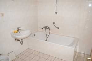 Tolle Singlewohnung mit EBK in zentraler Lage!!! – Matthesstr. 33, 9113 Chemnitz – Vorschaubild 10